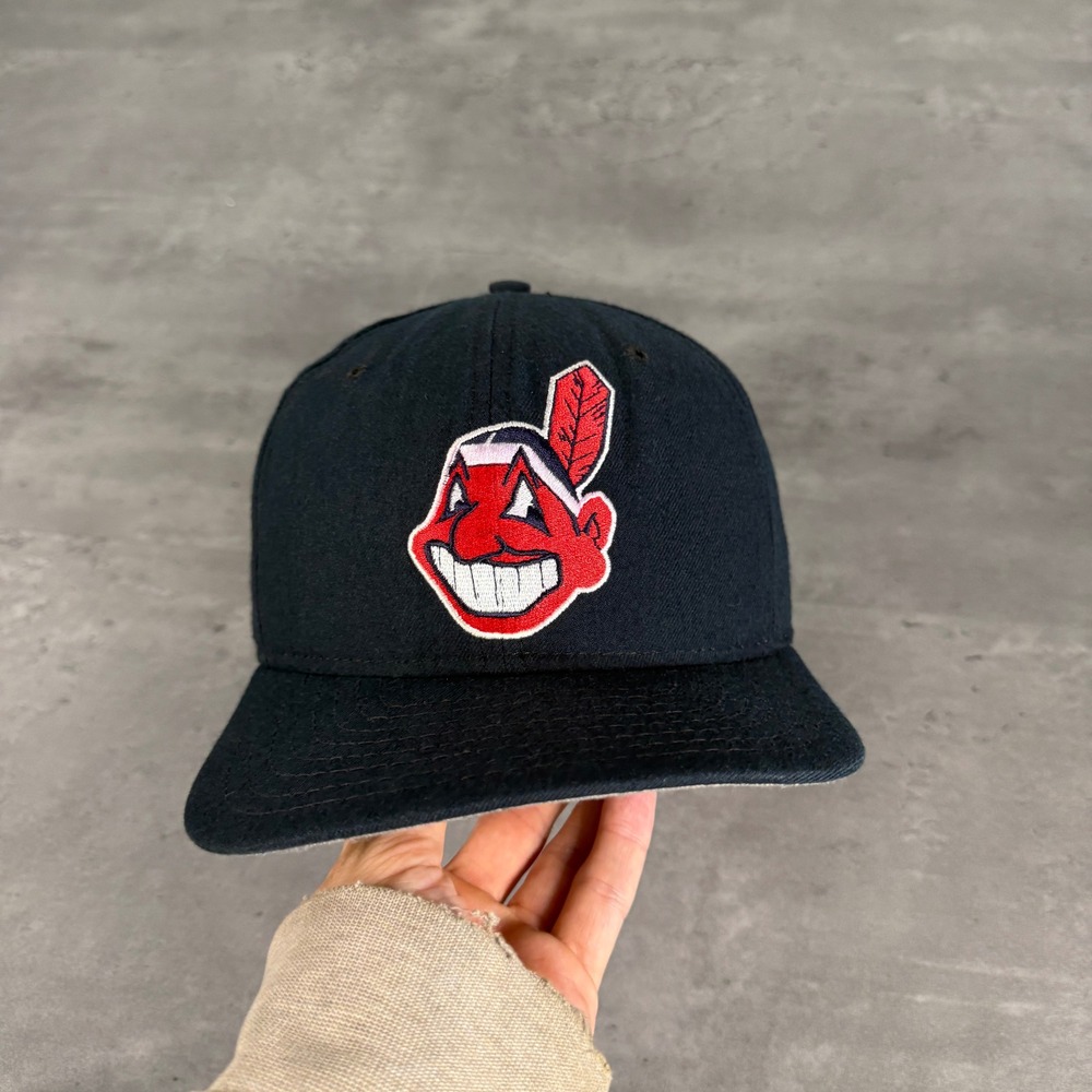 Vintage New Era Cleveland Indians Snapback Hat Navy Blue Chief Wahoo USA Made - Picture 2 of 9